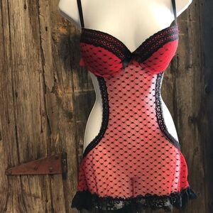 Elegant Red and Black Lace Chemise